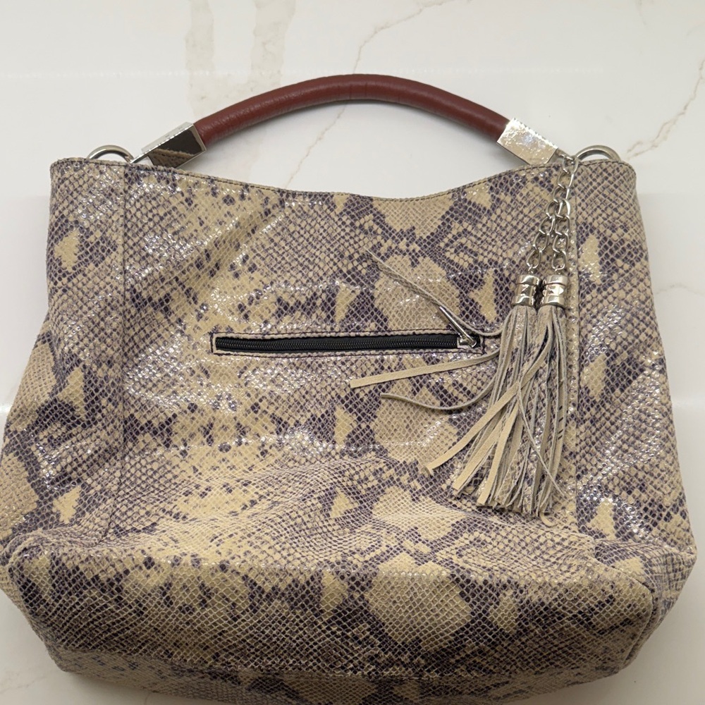 Vera Pelle Snakeskin Patterned leather Handbag with Tassel Accent